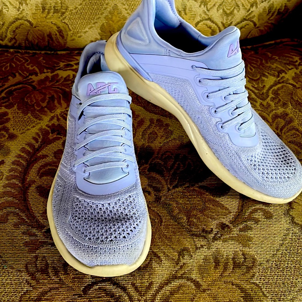 APL techloom breeze bellflower size 8